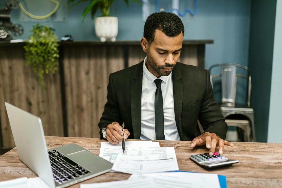 Les avantages de confier sa gestion de paie à un prestataire extérieur